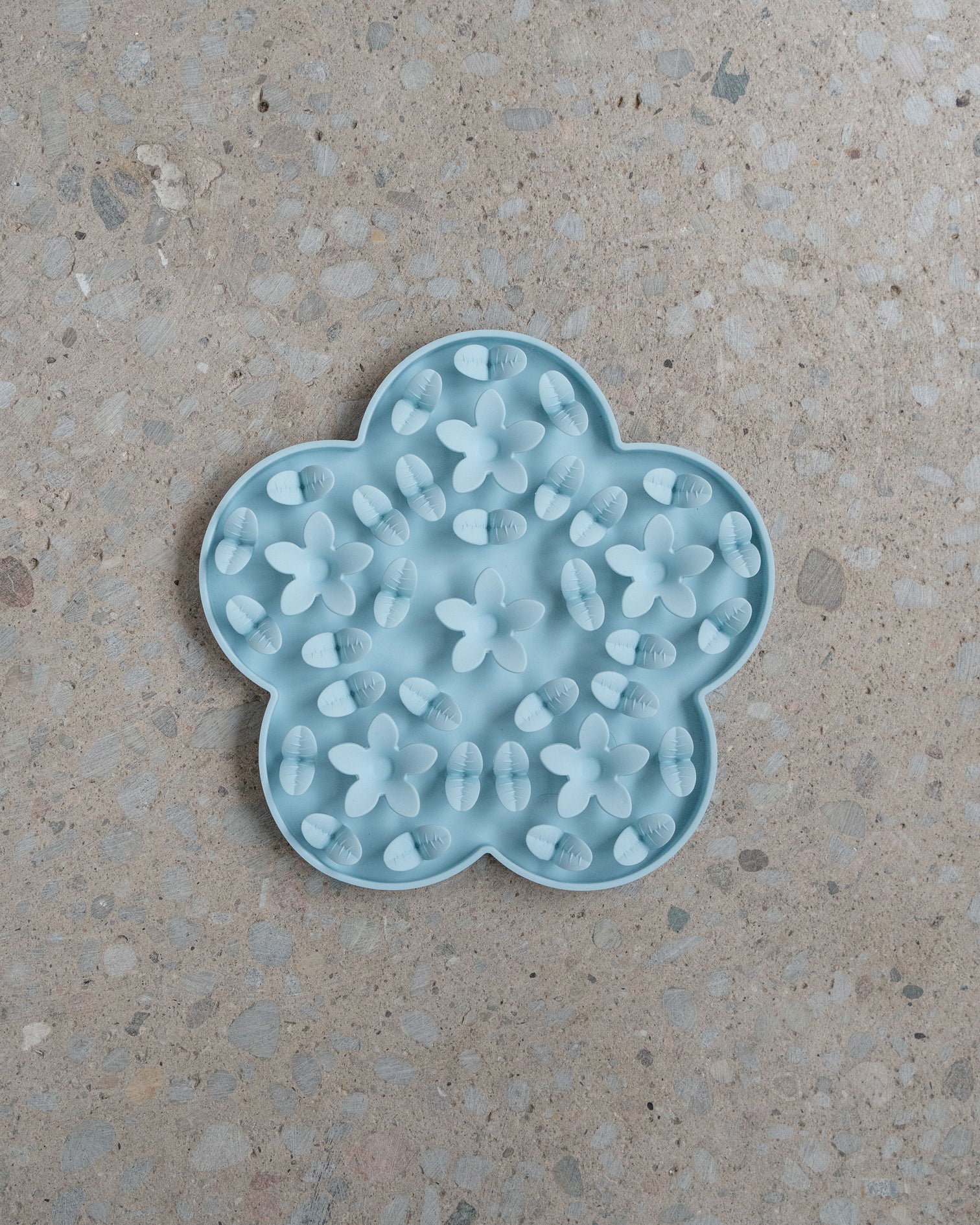 Tapis De Léchage Fleur Bleu - Dexypaws Hide & Seek