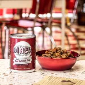 Fromm Diner Favorites Pâté Pour Chien Ragoût De Bœuf Barkundy De Bella En Conserve 354 g
